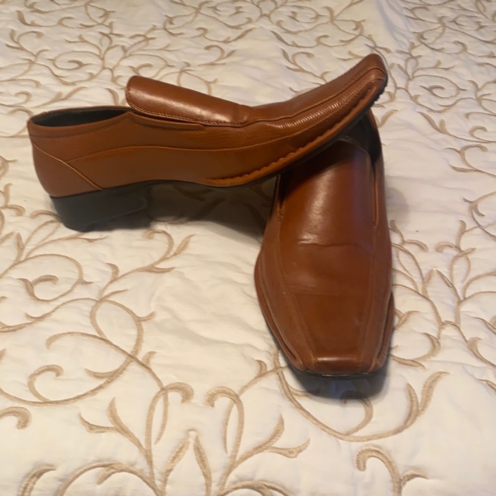 Mens dress shoes